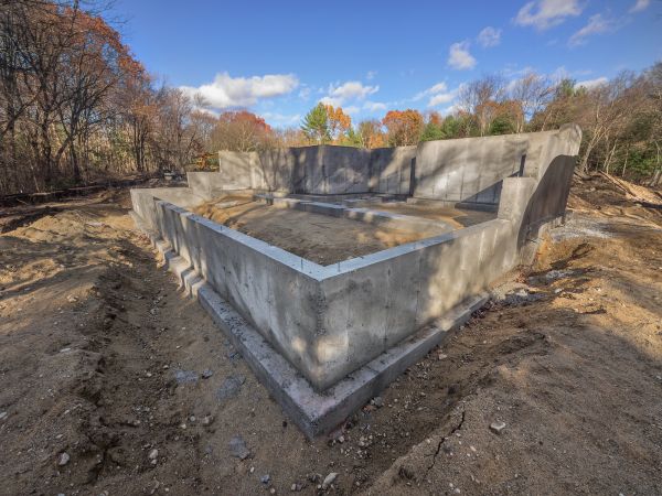 Foundation Wall Pouring in Benton