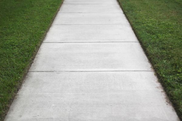 Sidewalk Concrete Construction in Benton