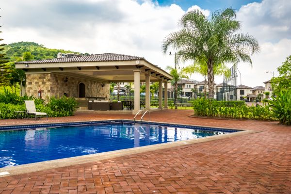 Pool Area Enlargement in Benton