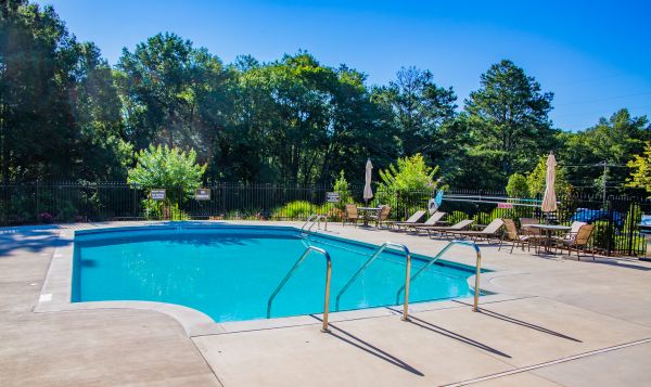 Cost of Pool Paving Installation in Benton